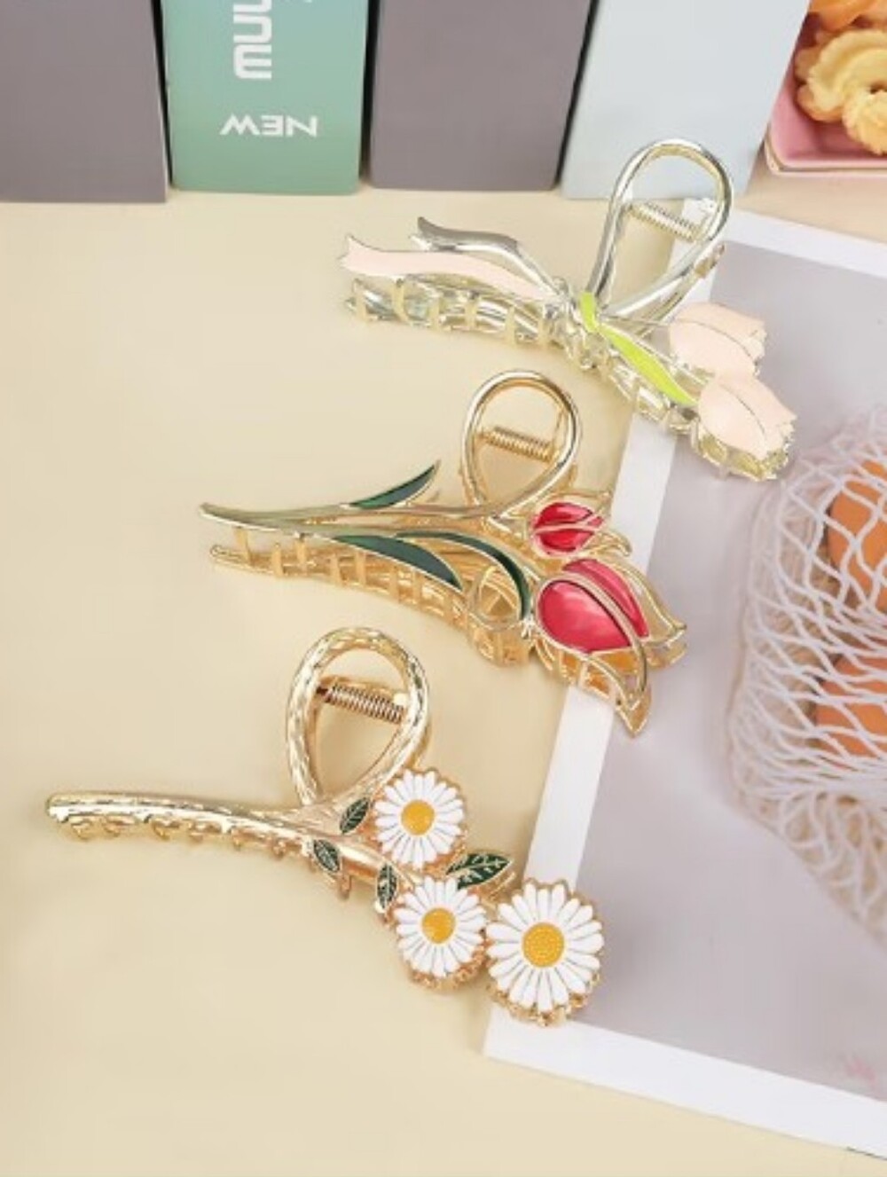 3 Pc Gold Floral Hair Clips Set - Daisy & Tulip - Picture 2 of 4